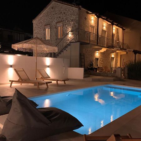 Mangata Suites Homes With Private Pools Spartokhórion Exterior foto