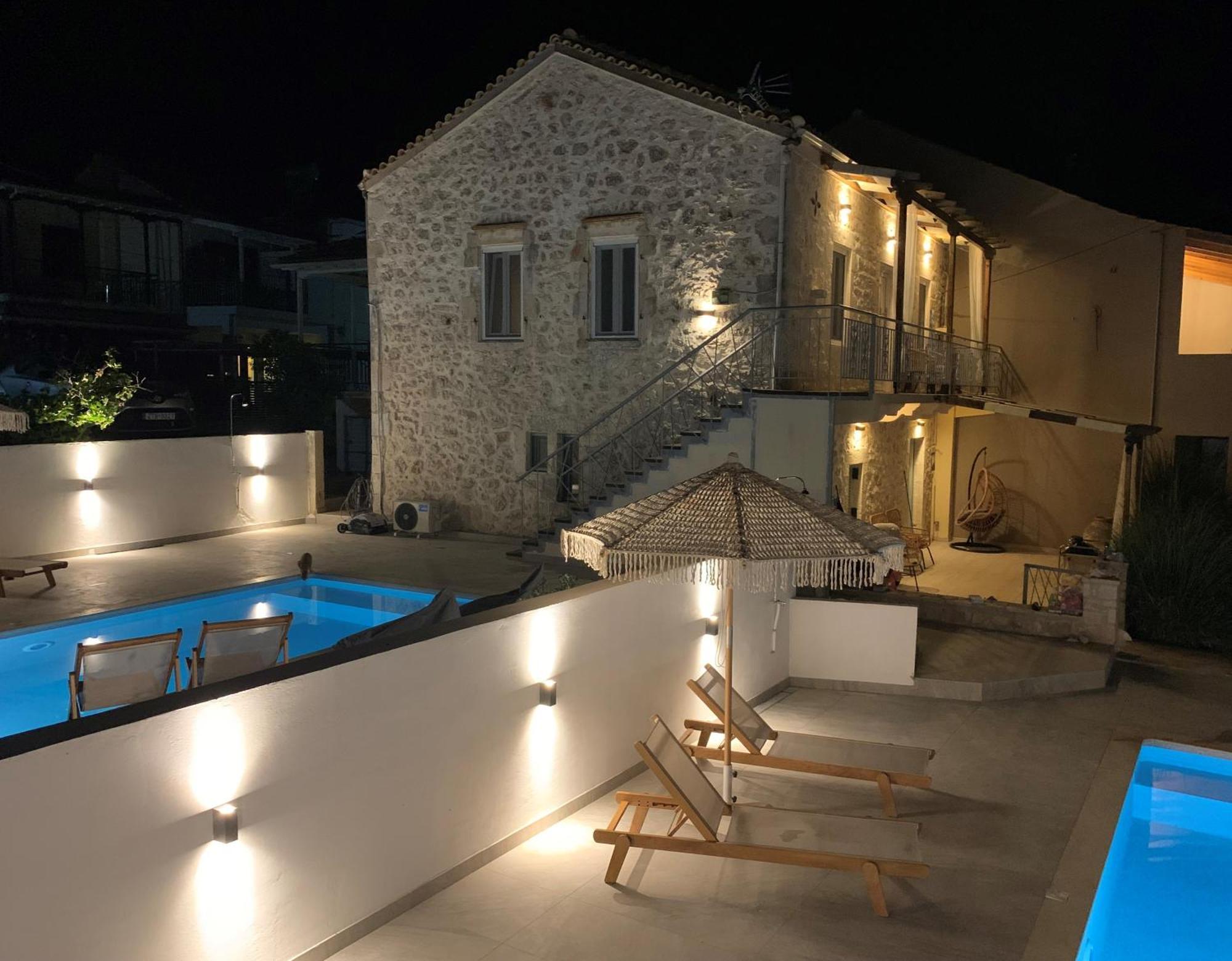 Mangata Suites Homes With Private Pools Spartokhórion Exterior foto